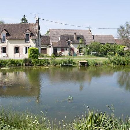 Hotel Holistica Saint-Fargeau  Exteriér fotografie